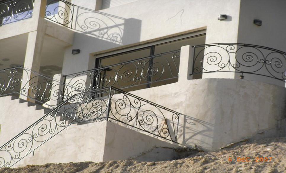 Garde-corps en fer forgè ``Marseille`` -