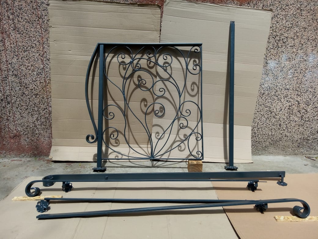 Garde-corps en fer forgè "Gambetta" -