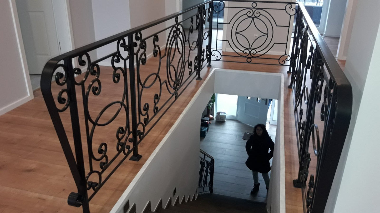 Garde-corps en fer forgè "Chantilly" -