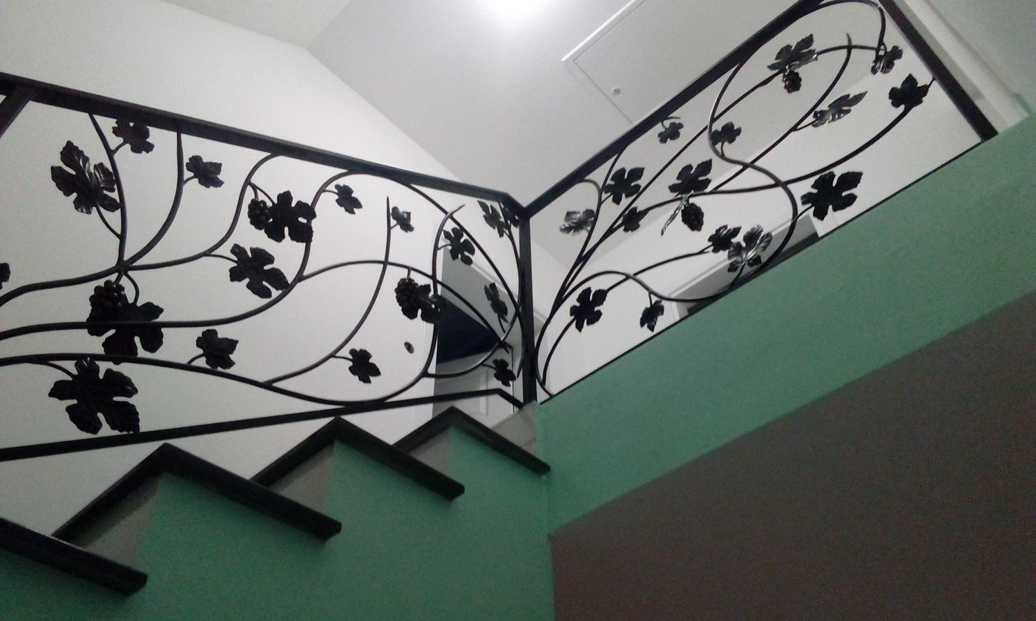 Garde-corps en fer forgé Hypnos - Garde-corps escalier, balcon en fer forgé / style classique Garde-corps en fer forgé Hypnos - Garde-corps escalier, balcon en fer forgé / style classique